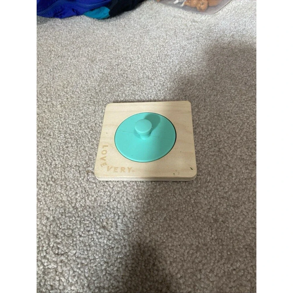 Lovevery Montessori Wooden Puzzle Set Fine Motor Baby Toddler Learning Toy